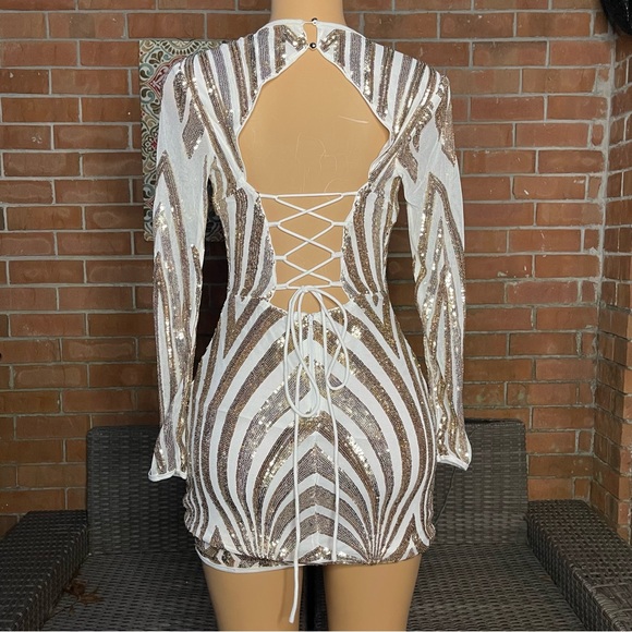 WHITE/GOLD LONG SLEEVE MINI DRESS - Picture 3 of 3